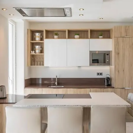 Apartment Wow View! 2br Facing Old Port 4th Floor Olam Cannes