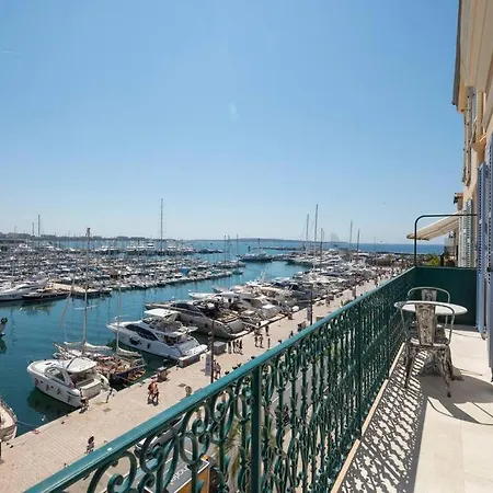 Wow View! 2br Facing Old Port 4th Floor Olam Apartment Cannes