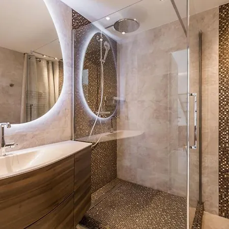 Wow View! 2br Facing Old Port 4th Floor Olam * קאן