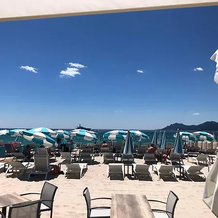Wow View! 2br Facing Old Port 4th Floor Olam דירה קאן