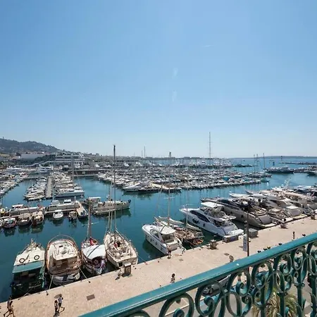 Wow View! 2br Facing Old Port 4th Floor Olam شقة
