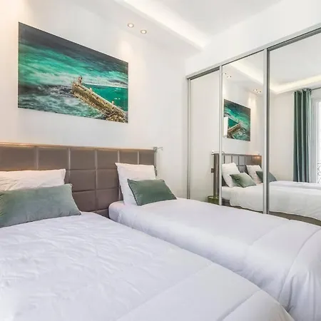 Wow View! 2br Facing Old Port 4th Floor Olam شقة *